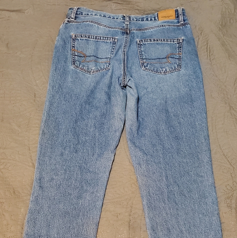 American Eagle Mom Jeans - Picture 2 of 4